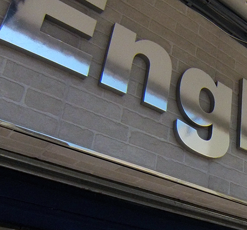 Cartel Academia exterior