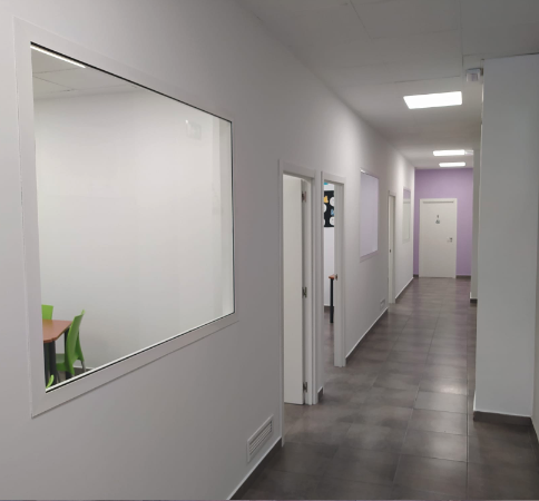 academina-ingles-albal-pasillo